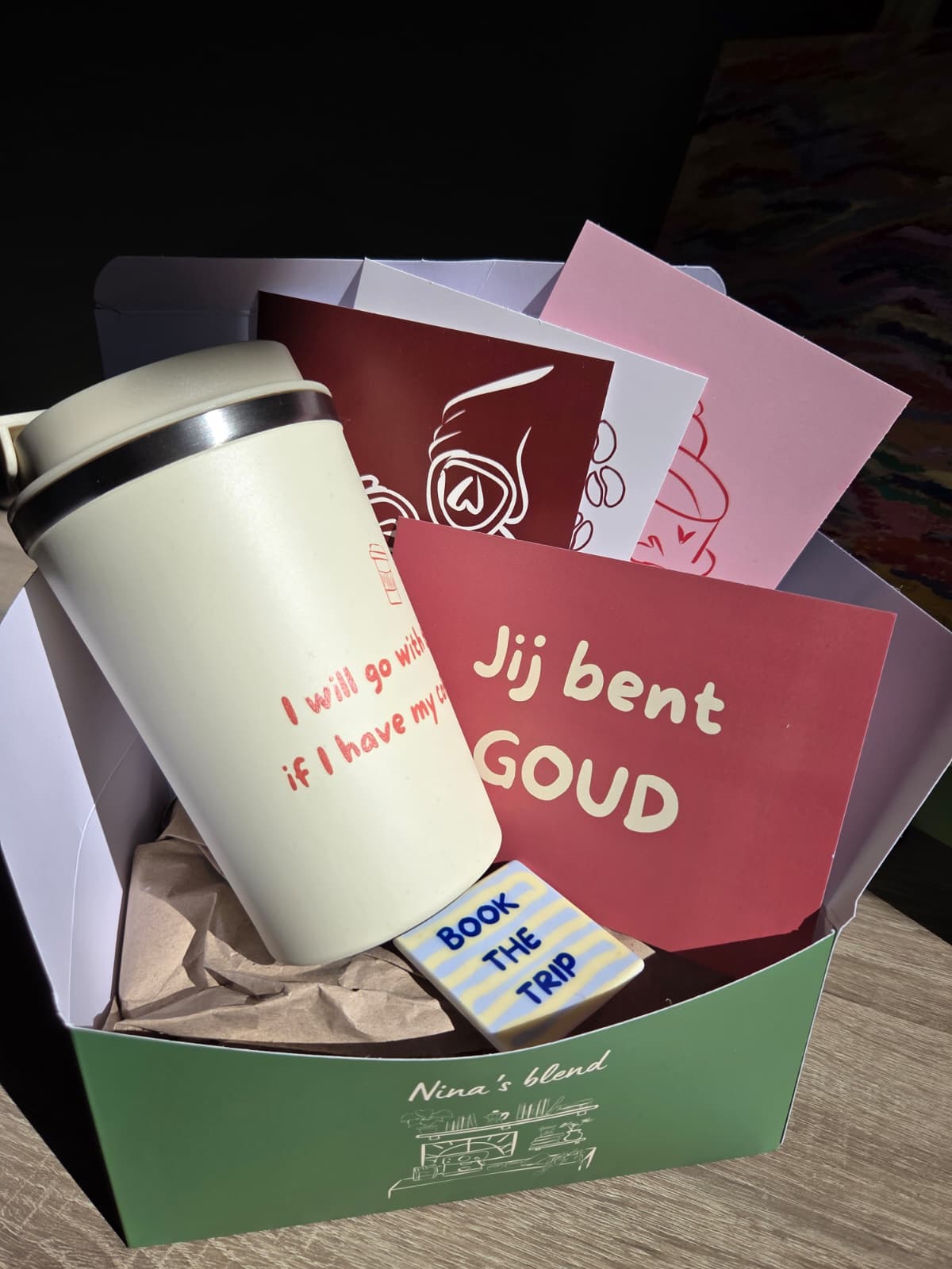 Accessories box