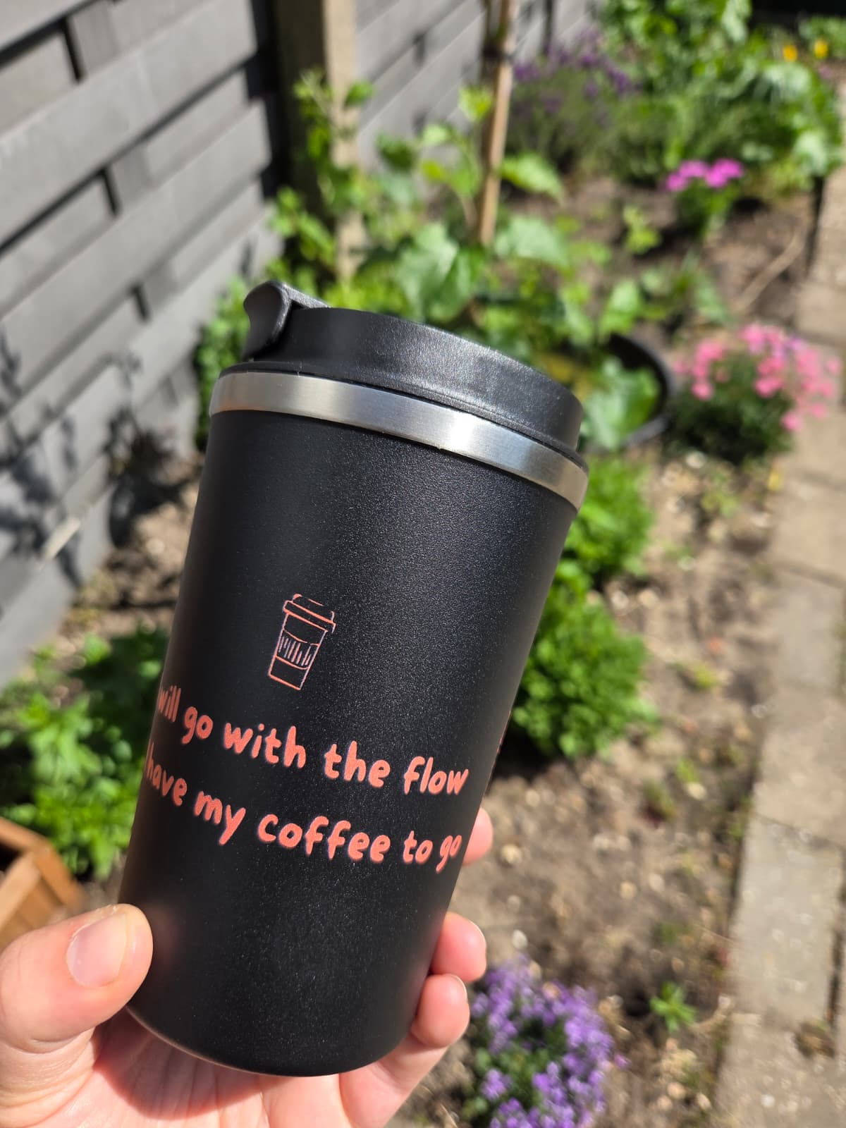 Coffee to go cup